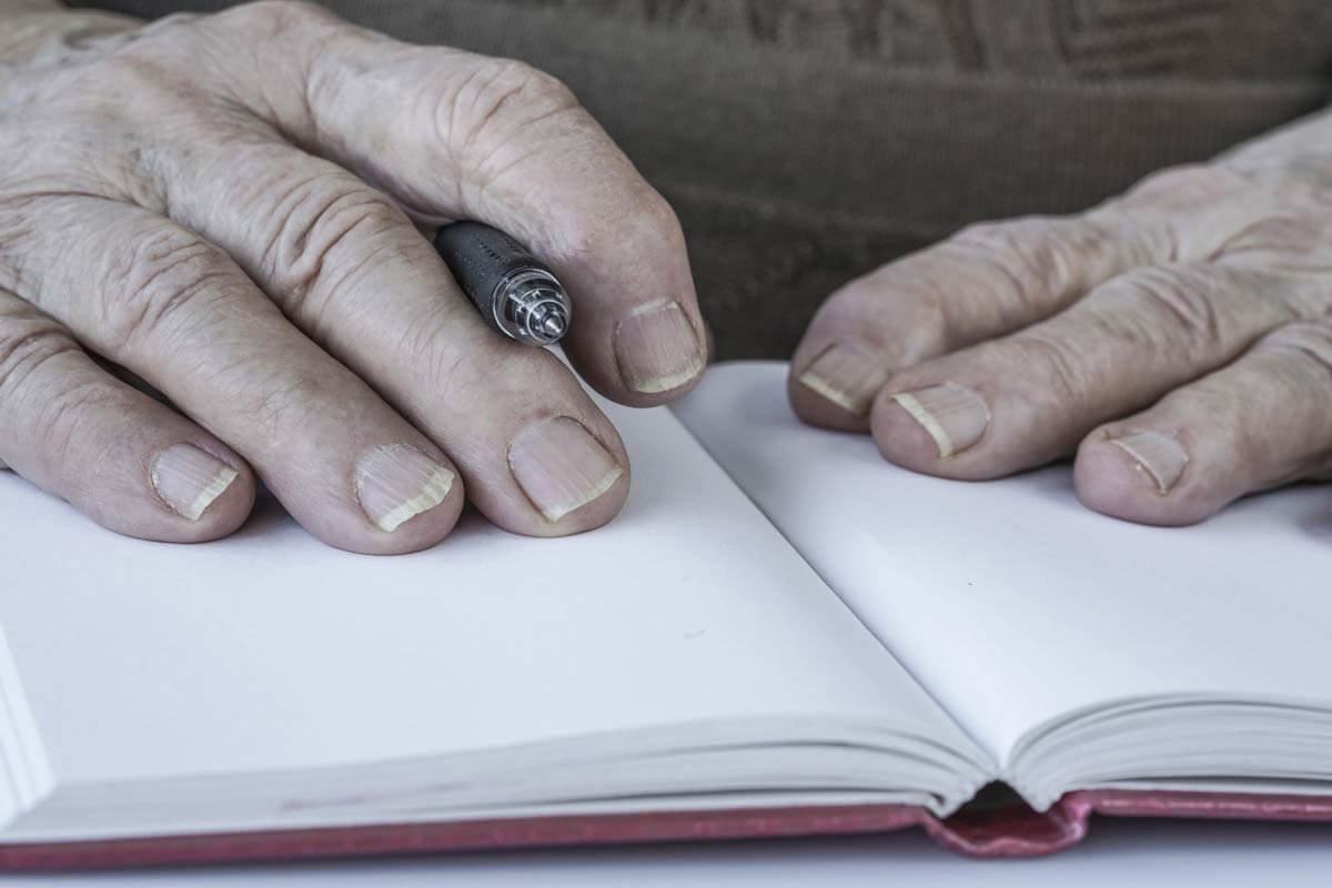 Best Writing Aids For Those With Parkinson’s