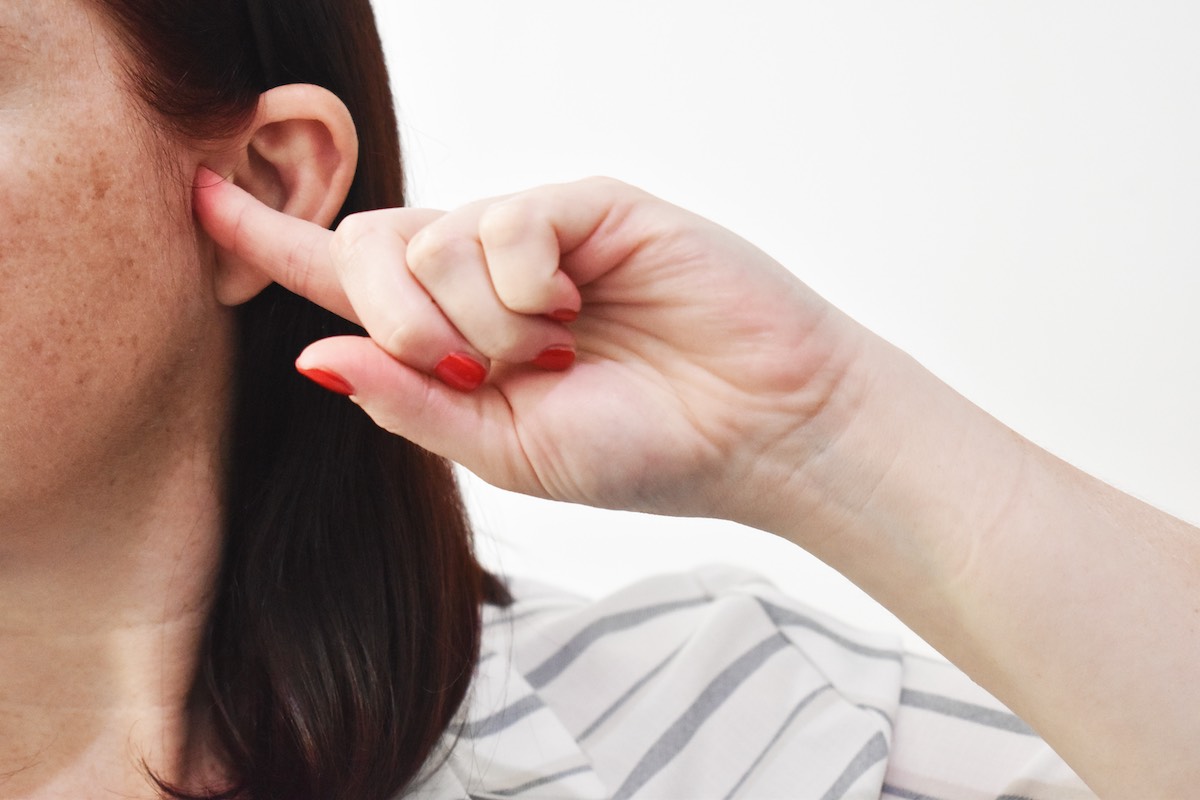 How To Put In Hearing Aids